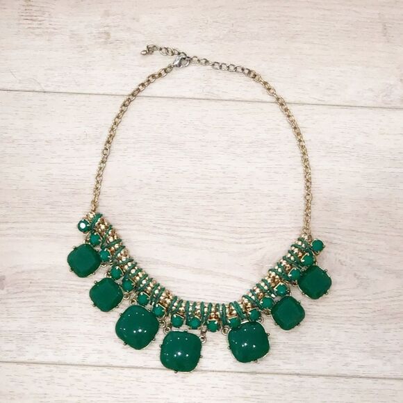 Cache Jewelry - Emerald green statement necklace